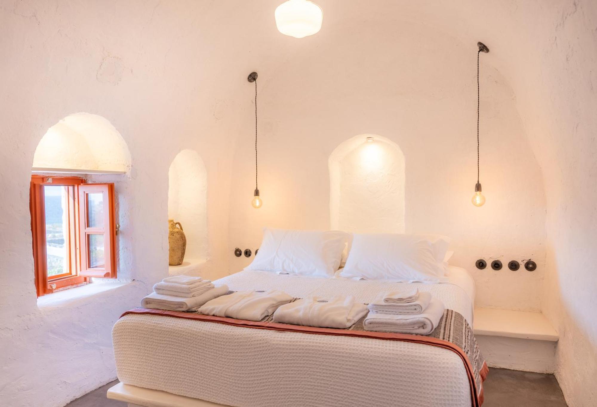 Santa Irini Retreat Hotel Therasia Exterior foto